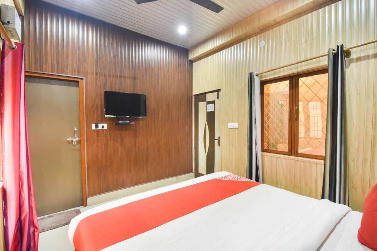 Oyo Flagship Yuvraj Inn Rājpur Екстериор снимка